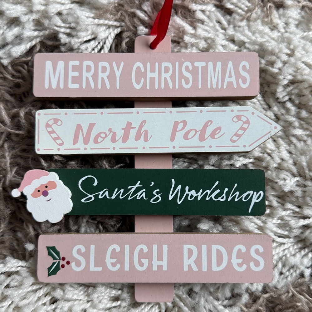 🎅🏼Festive Christmas Ornament - Picture 2 of 6